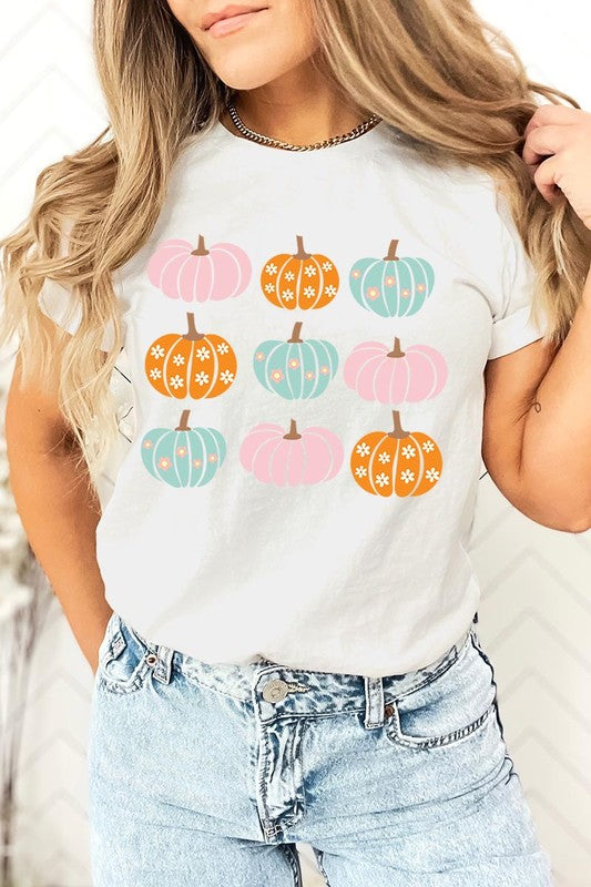 Cute Groovy Pumpkins  Graphic Tee