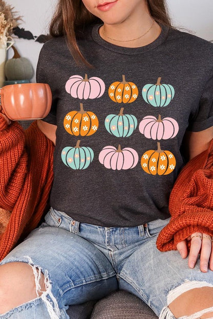 Cute Groovy Pumpkins  Graphic Tee