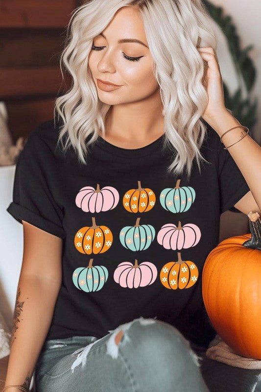 Cute Groovy Pumpkins  Graphic Tee