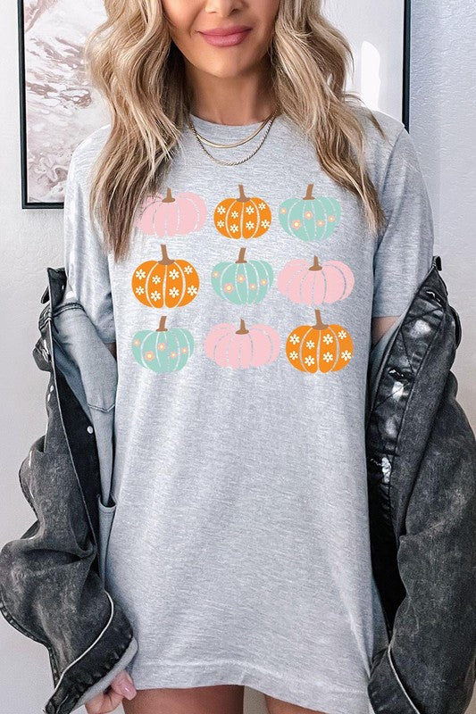 Cute Groovy Pumpkins  Graphic Tee