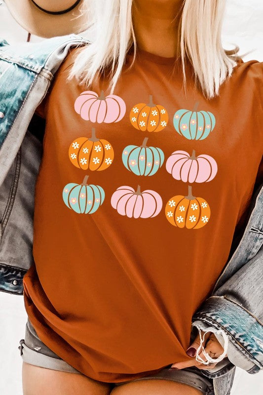 Cute Groovy Pumpkins  Graphic Tee