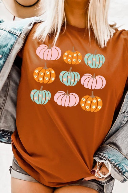 Cute Groovy Pumpkins  Graphic Tee