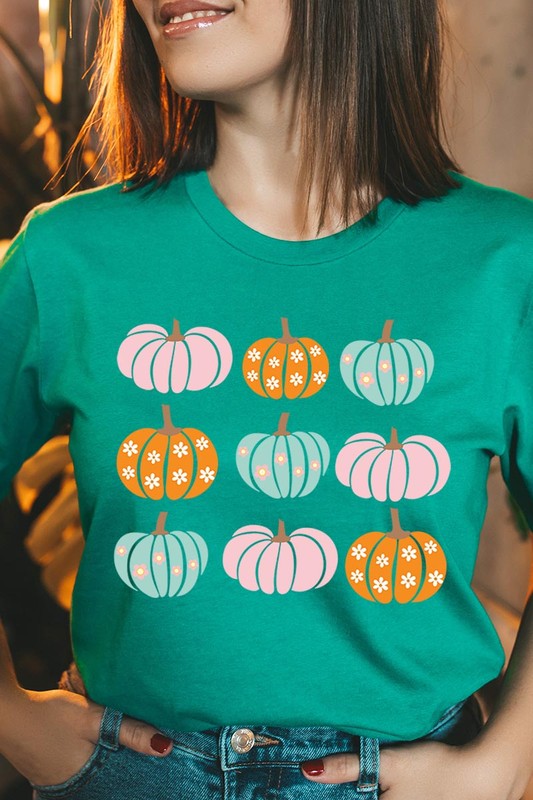 Cute Groovy Pumpkins  Graphic Tee