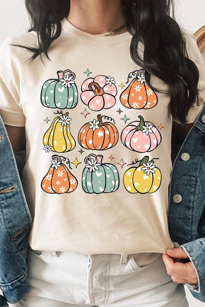 Pumpkins & Daisies Retro Fall Graphic Tee